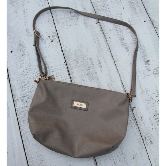 BCBG Crossbody Shoulder Messenger Bag Purse Tan Beige - Picture 1 of 5